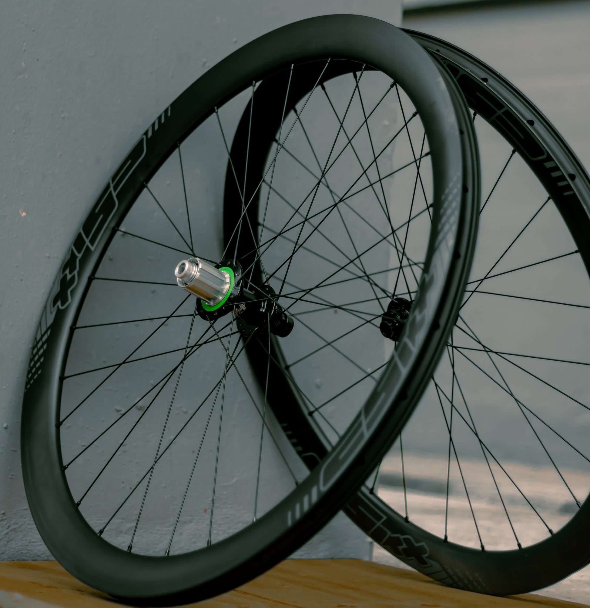 Gravel Bike Wheels, Gravel Racing Wheels, Csixx Gravel Wheels, Shop Gravel Wheelset, Road cycling gravel wheelset